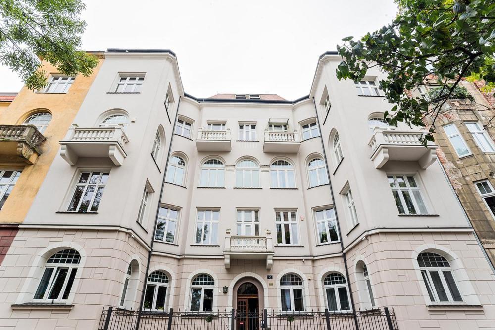 Modern Rooms In City Center Krakkó Kültér fotó